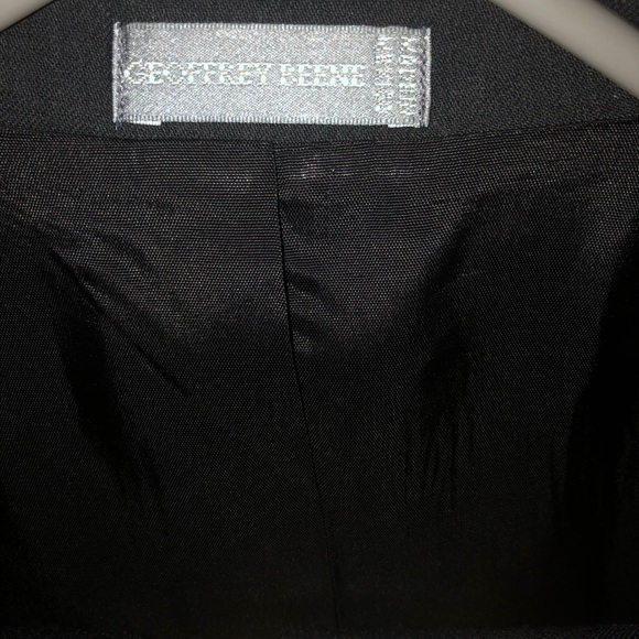 Geoffrey Bean Suit - Picture 2 of 2